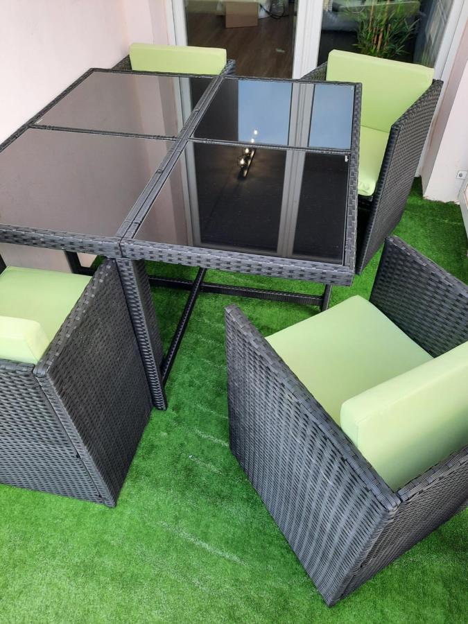 Le Magdad Apartment Рошвор Екстериор снимка
