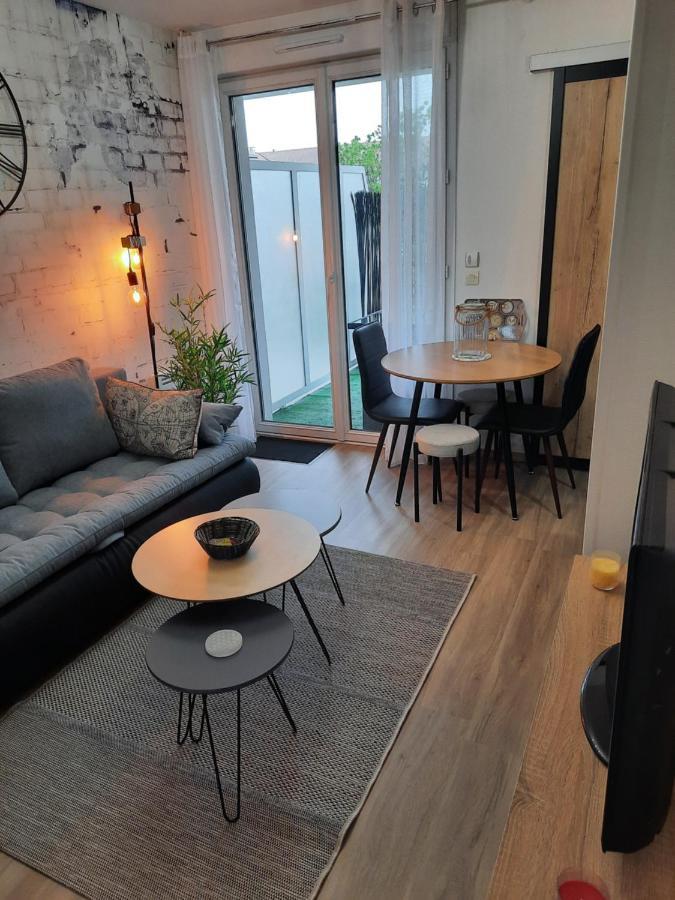 Le Magdad Apartment Рошвор Екстериор снимка