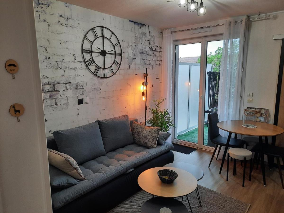 Le Magdad Apartment Рошвор Екстериор снимка